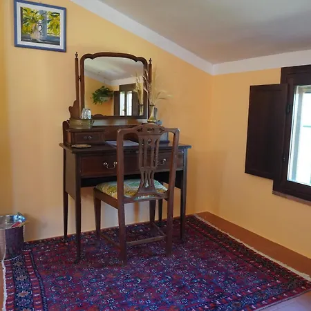 Farm stay Podere Santa Virginia *